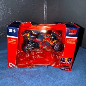Red Bull 1/18 Scale KTM RC16 Motorbike/ motorcycle Factory Racing figurine